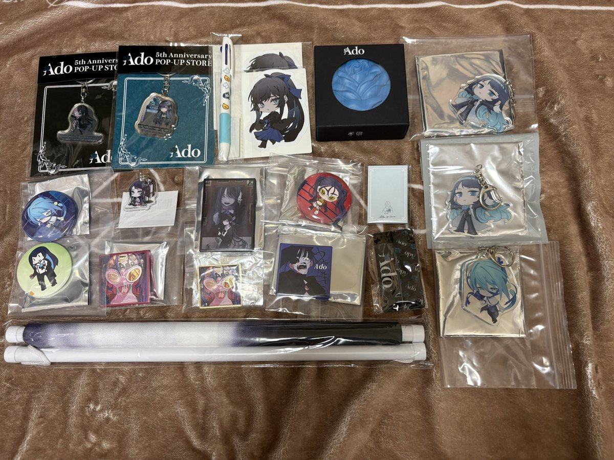 【おまけ付】Adoまとめ売り バラ売り可⭕️ 2枚目一部更新しました。 引き続き、定価にてグッズ譲ります。 #Ado