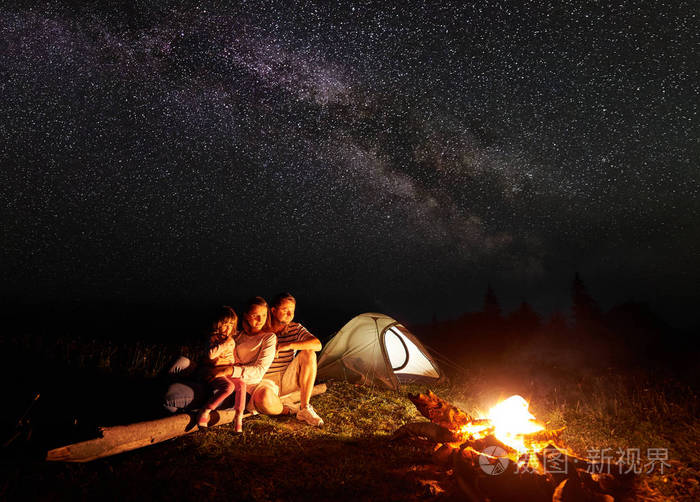 Leonidlukyanov7's tweet photo. Camping beats busy city days! Woke up to bird songs, sipped hot coffee by the crackling fire, and stargazed without any phone notifications. This is the slow vibe we all need. https://t.co/Fy8OzHy4at