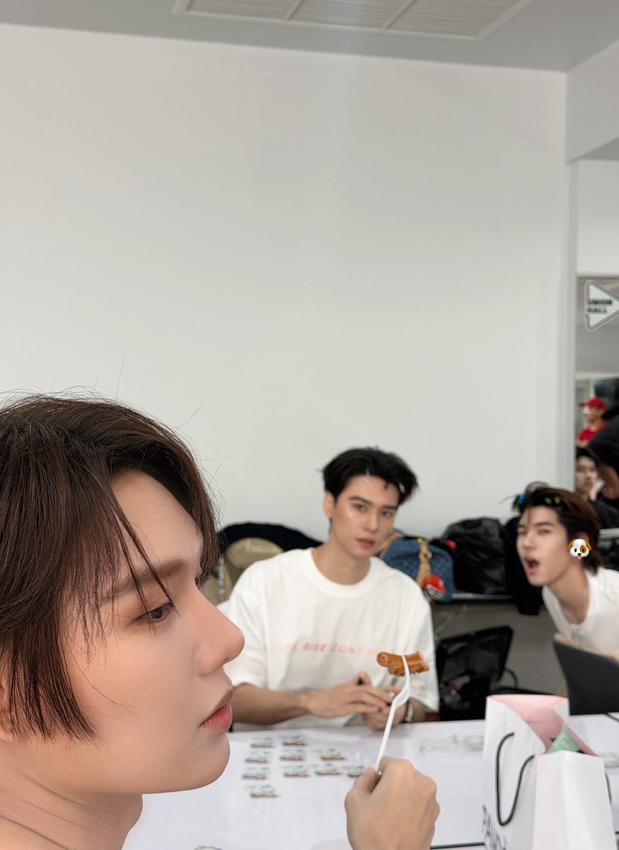Chamook1919's tweet photo. 🦆🐰🐶

#kengnamping
#twnpich
#DMDLINEUP2026SOON https://t.co/jjQj9DfUXC