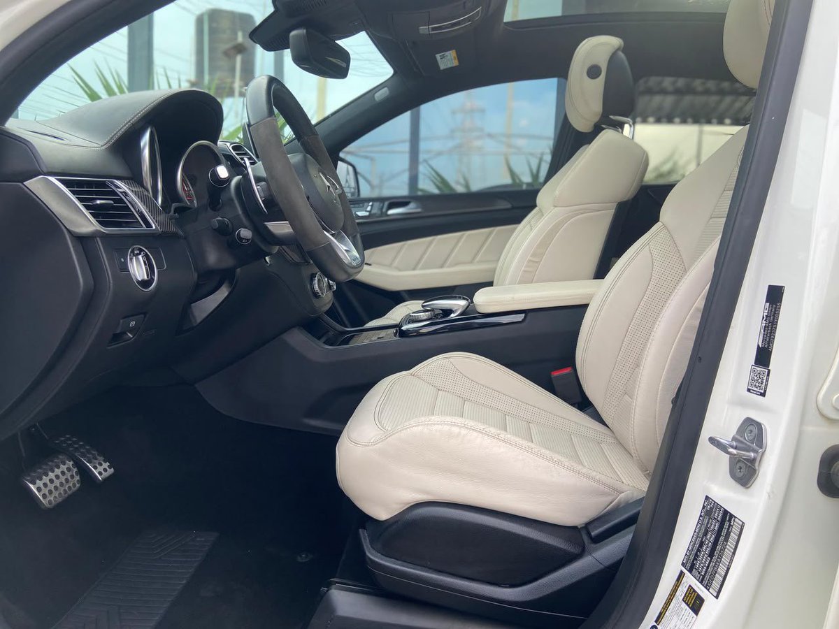 plug_xxx_'s tweet photo. Brand new Mercedes-benz Gle63s coupe (2019)

how many people have this spec in nigeria with full carbon.

it has 9883 miles and still available on the market.

Going for 80m...

Dm 09066501729 for more information https://t.co/mU0z37Wre9