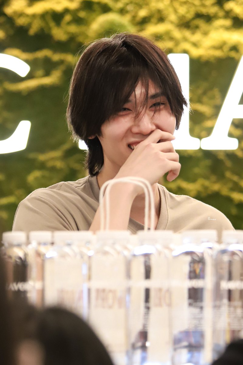 gcxn_'s tweet photo. ปรุงจืดที่น่ารักที่สุด 🤏🏻

#NAVORI #NAVORIBKK
.𖥔 ݁ ˖ @dunknatachai #dunknatachai ⋆.˚ https://t.co/2Rd9489drE