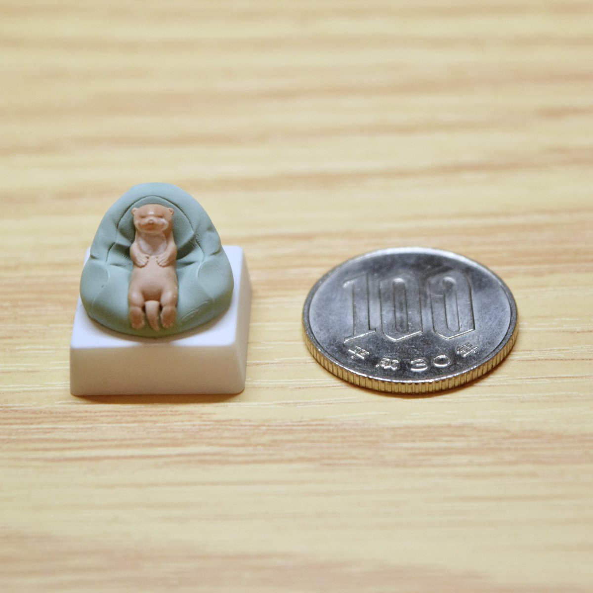 Hshimotodoroki's tweet photo. くつろぎカワウソ キーキャップ
Boothで出品しました！
https://t.co/SeFIosw5rF

#3Dプリンター #光造形 #自作キーボード #artisankeycap  #アルチザンキーキャップ #ハンドメイド https://t.co/UnfFv06J9n