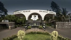 ETNOWlive's tweet photo. #StockInNews | Bharat Forge Limited arm Kalyani Strategic Systems Limited signs a strategic partnership with AM General

#BharatForge #KalyaniStrategicSystems #AMGeneral #Defence #DefenceExports #ArtillerySystems https://t.co/wCL5OULjJp