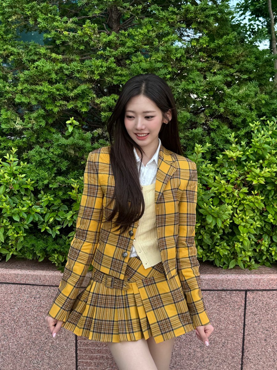 rorapics's tweet photo. #RORA weverse update https://t.co/MaycfMrVrQ