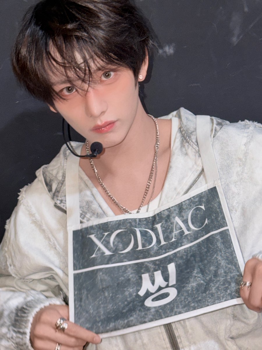 XODIAC_MEMBERS's tweet photo. [#씽] 

안녕하세요~씽 입니다⭐️

#XODIAC #소디엑 #SING #씽 #シン https://t.co/VzVQmUzJS0