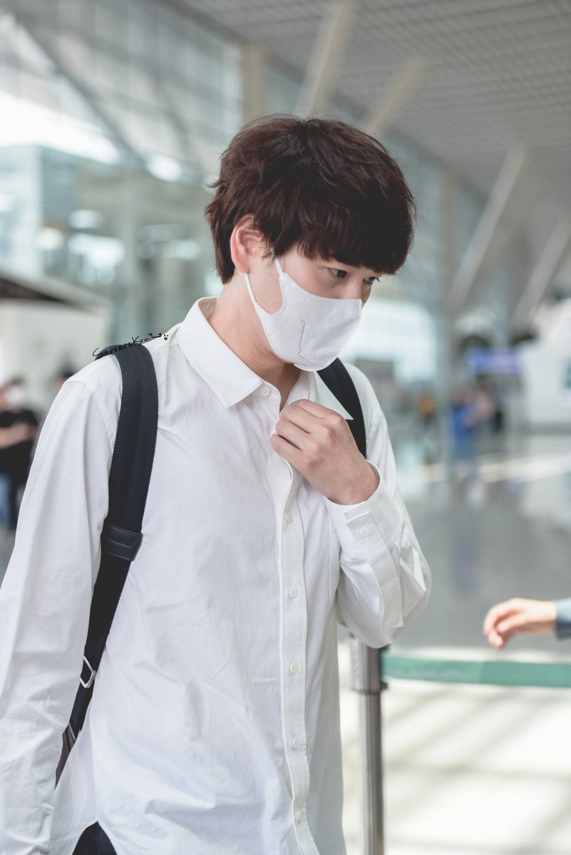 gaemgyupics's tweet photo. 190712

#규현 #KYUHYUN #キュヒョン https://t.co/UUtuLojSds