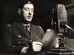 alainhoupert's tweet photo. Le 18 juin 1940, Charles de Gaulle refusait la fatalité et appelait les Français à défendre leur souveraineté et leur liberté.
86 ans plus tard, les tensions internationales, les crises et les défis démocratiques se multiplient, son message demeure d’une actualité brûlante. https://t.co/8tWRDBUSoS