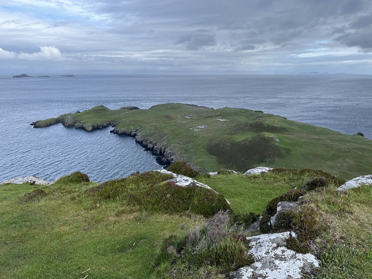 ChrisShaw93's tweet photo. Rubha Hunish and Meall Tuath, Skye. https://t.co/flsVayr4Lu