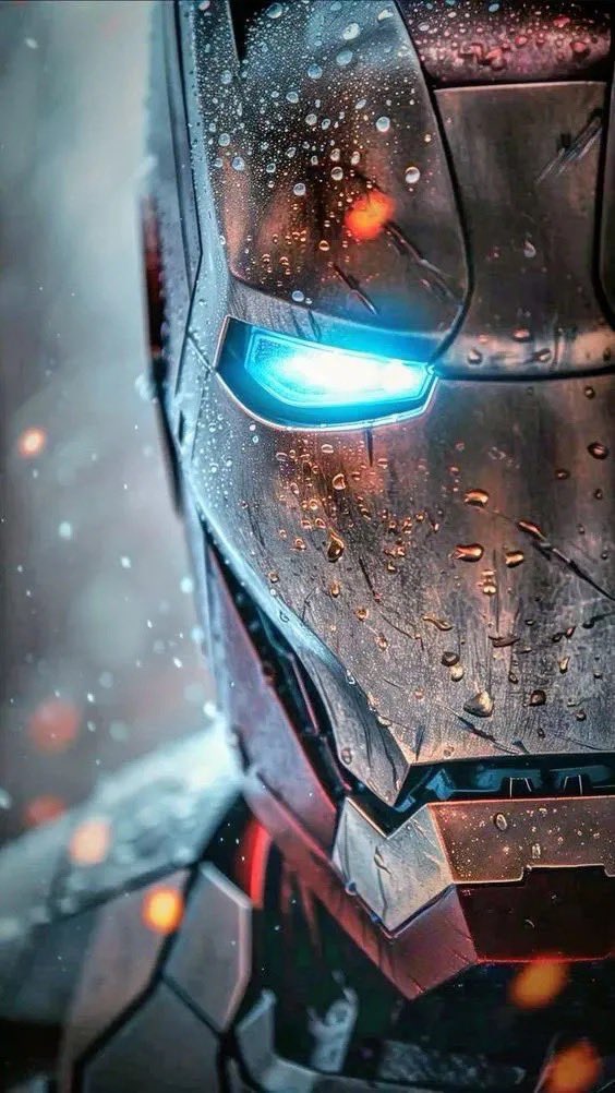 Pulaxki's tweet photo. Iron Man https://t.co/KKbIzYpqbI