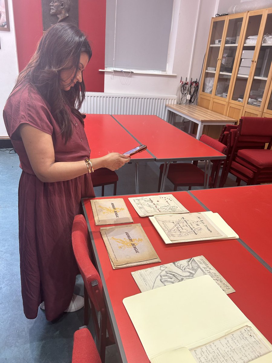 MarxLibrary tweet picture