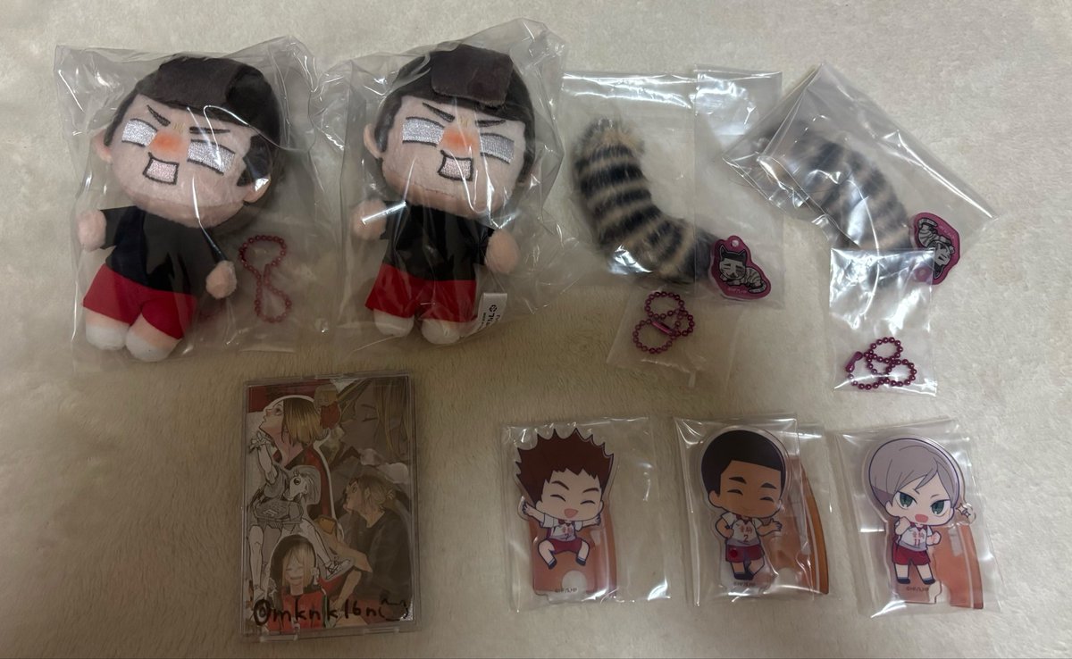 mknk16n's tweet photo. 【交換 譲渡】ハイキュー　フリューくじ　グッズコレクション2

譲▶︎D賞 山本(2)　E賞 海(2) 
G賞 灰羽 犬岡 海

求▶︎G賞孤爪 ＞ E賞孤爪（1） ＞定価+送料

G賞は同賞孤爪との交換最優先
検索からのお声がけ大歓迎です◎ https://t.co/FwbytKvGHL