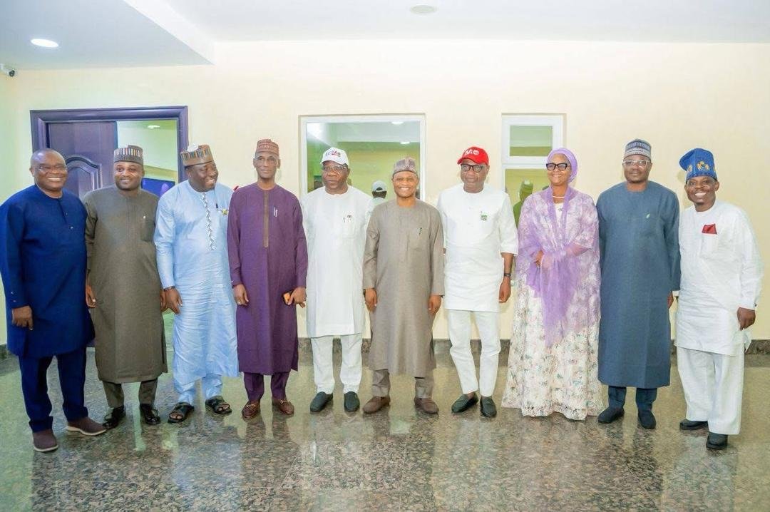 Apc_NGGG's tweet photo. The Chairman @AtikuSankey accompanied HE Governor @ubasanius
The Chairman National Campaign Council for the Ekiti Governorship 
Election to Ekiti for the Apc Campaign Grand Rally https://t.co/k16xeNmzAH