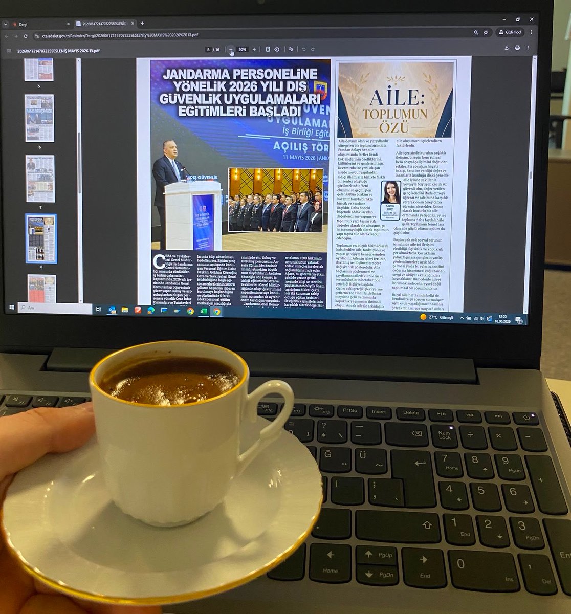 cansukrkyn's tweet photo. Sesleniş Gazetesi’ndeki köşe yazıma kahvesiyle eşlik eden okuruma teşekkürler 🙏
Mayıs sayısı yayımlandı. Keyifli okumalar 🎉 https://t.co/OqD8pMdBKW