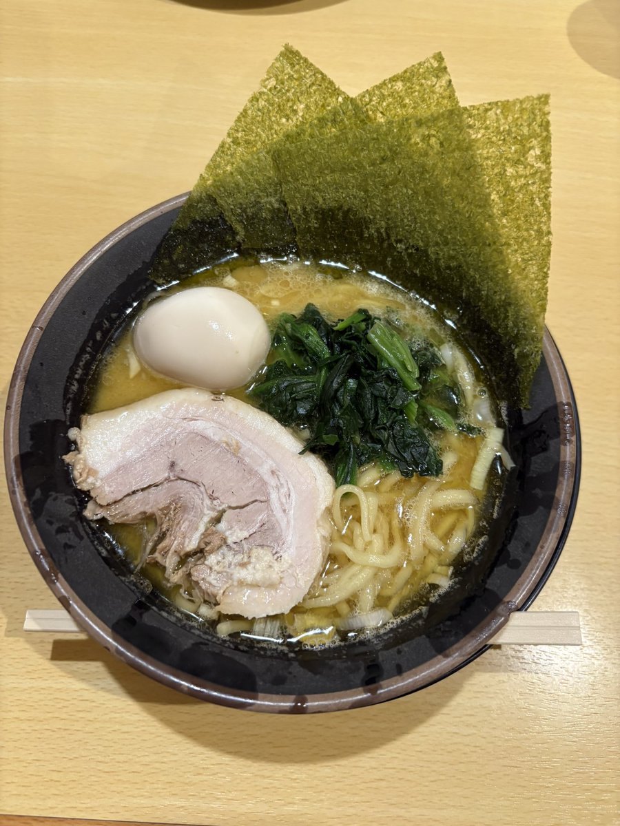 kusobin_gg's tweet photo. ラーメン https://t.co/ymGj5kW836