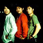 taisuketakata's tweet photo. WILDTHINGS発足の時、こども達が喜ぶようなタイトルで曲を作って持ち寄ろうってスタジオに入った。
橋口くんが「うんこ」💩
タカタ「おなら」🌬️
そして石田くんが作ってきたのがオルタナ魂溢れた「べすとふれんず」
何1人だけかっこつけとんねん！！🤭
でも俺たち間違いなく「べすとふれんず」 https://t.co/w7Ad0u3LpX