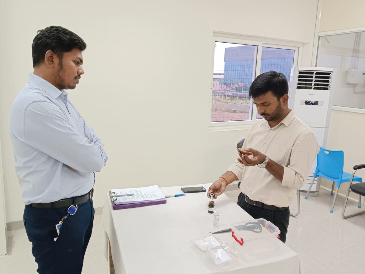 AlcAmtz9's tweet photo. ✨At Bharath Limb Centre, a custom #ocular #prostheses that restore dignity, enhance appearance, and bring back a genuine smile.
✨Delivering an exceptional 80–90% colour and #scleral match provides #beneficiaries with a deeply renewed sense of self.
#RestoringSmiles https://t.co/2Hrq8DguYK