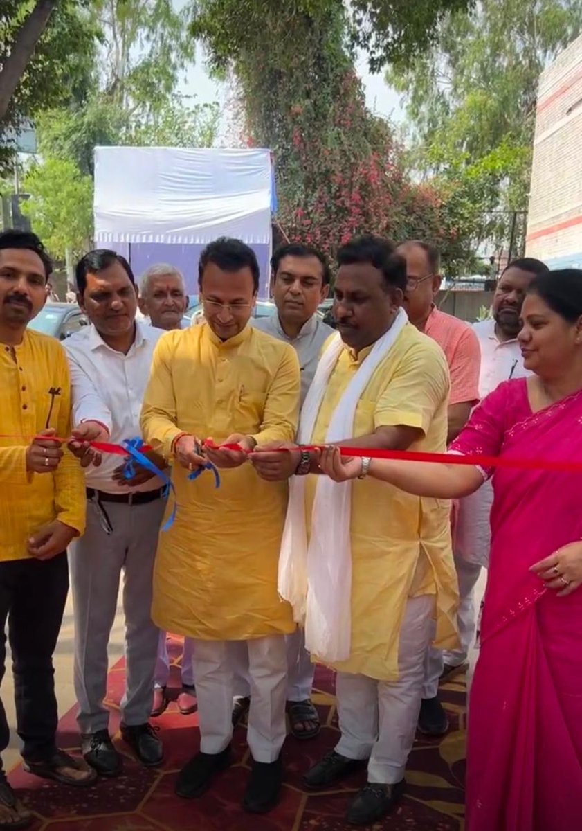 BJP4Delhi's tweet photo. प्रदेश महामंत्री श्री @visshnumittal ने गोकलपुर विधानसभा के जनकल्याण शिविर का उद्घाटन किया। https://t.co/4YpjxjFcu2