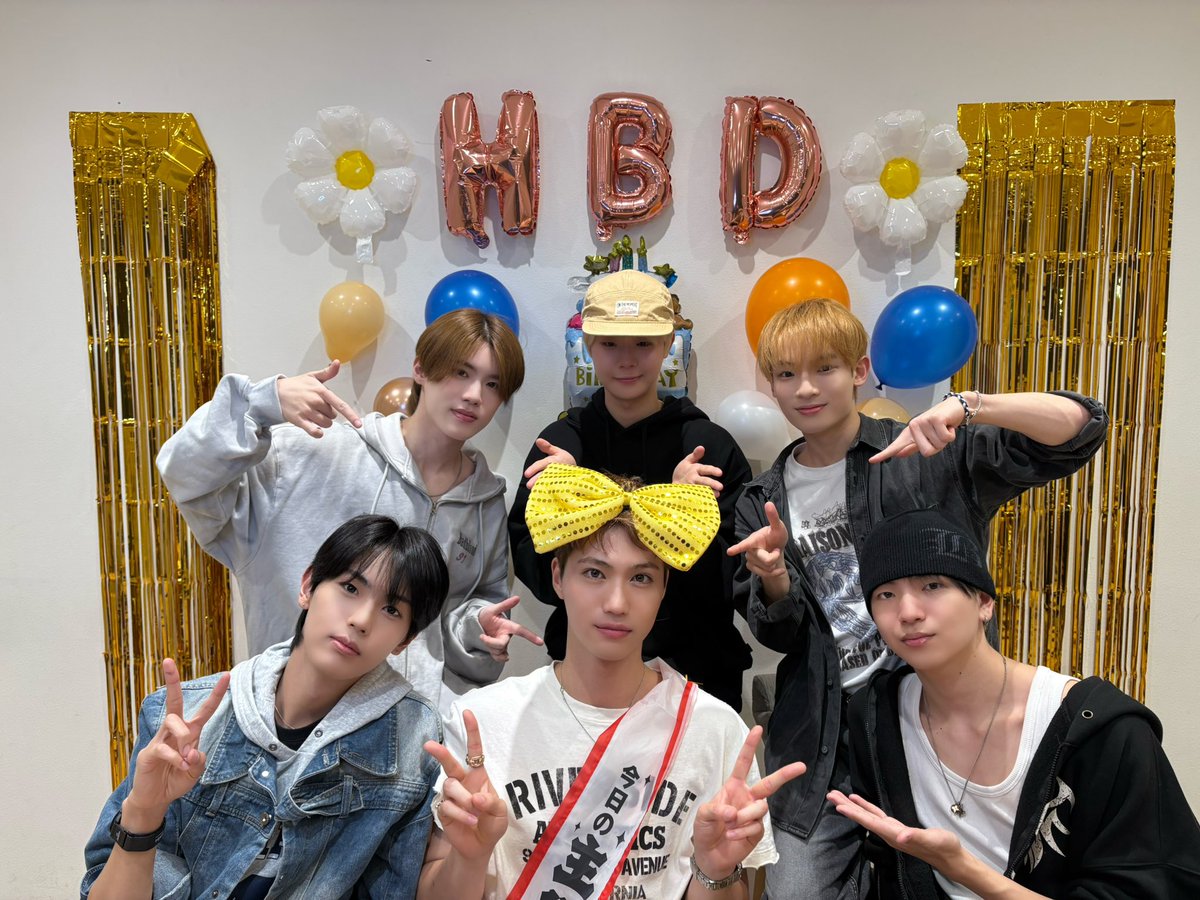 OFFICIAL__KAJA's tweet photo. #HAPPY_AKIRA_DAY

沢山のお祝いコメントありがとうございました😭
26歳のAKIRAもよろしくね✌🏻
いっぱい食べて大きくなります💪🏻

#KAJA #カジャ #카자 https://t.co/lKNXH6Grzp