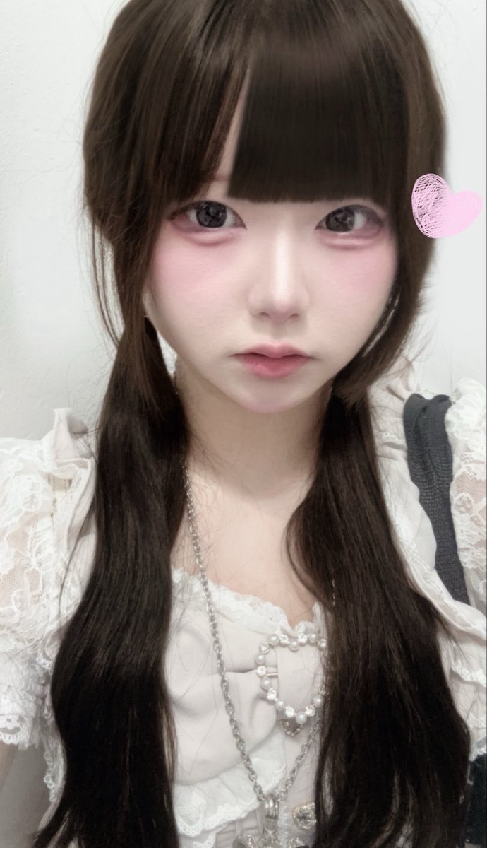 さと tweet media