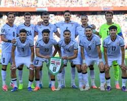 MUNQITHDAGHER's tweet photo. قرأت وسمعت بعض الانتقادات اللاذعة لمنتخبنا ولاعبينا ومدربهم بعد مباراتهم الاخيرة مع النرويج. بلا شك عندي فان من كتب ذلك اما حاقد واما جاهل. من مدة طويلة لم أرَ فريق عراقي يلعب بهذه الروحية وهذه الندية وهذه الجودة،ولو ضبط الحظ معنا قليلاً لكانت النتيجة مختلفة. أما خطأ جلال حارس المرمى وخطأ مدافعه ايضاً فهي لمن يعرف بكرة القدم تحدث لدى افضل اللاعبين في العالم. 
ابطالنا كانوا اسوداً حقيقيين واسمع زئيرهم من به صممُ.