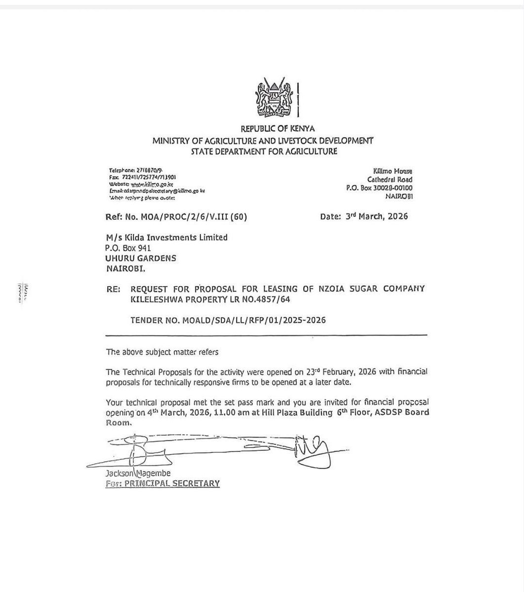 Onjiri_'s tweet photo. @UdgoonSiyad @ahmednasirlaw @DCI_Kenya @EACCKenya @Nzoiasugar The Garissa WomanRep Scandal features a battle over a vital tender. Ahmed Gedi Dubow wants the board to nullify the award due to preferential treatment from the Agriculture ministry. Investigate Edo UdgoonSiyad today. #NzoiaSugarDirtyDealings https://t.co/EwrPYALVTc