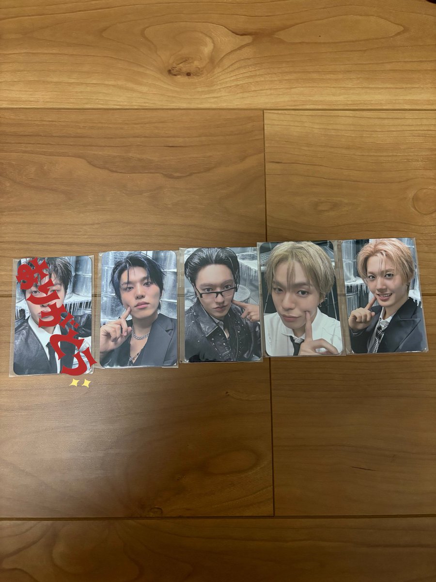 __xx_tr's tweet photo. TREASURE NEW WAVトレカ 特典 交換

【譲】画像のもの

【求】 アサヒ、ジフン

郵送での交換希望📮
ペンコンも入ります当方と被る方は手渡し可能です
お気軽にお声掛けください😌 https://t.co/1HY4a5Xegf