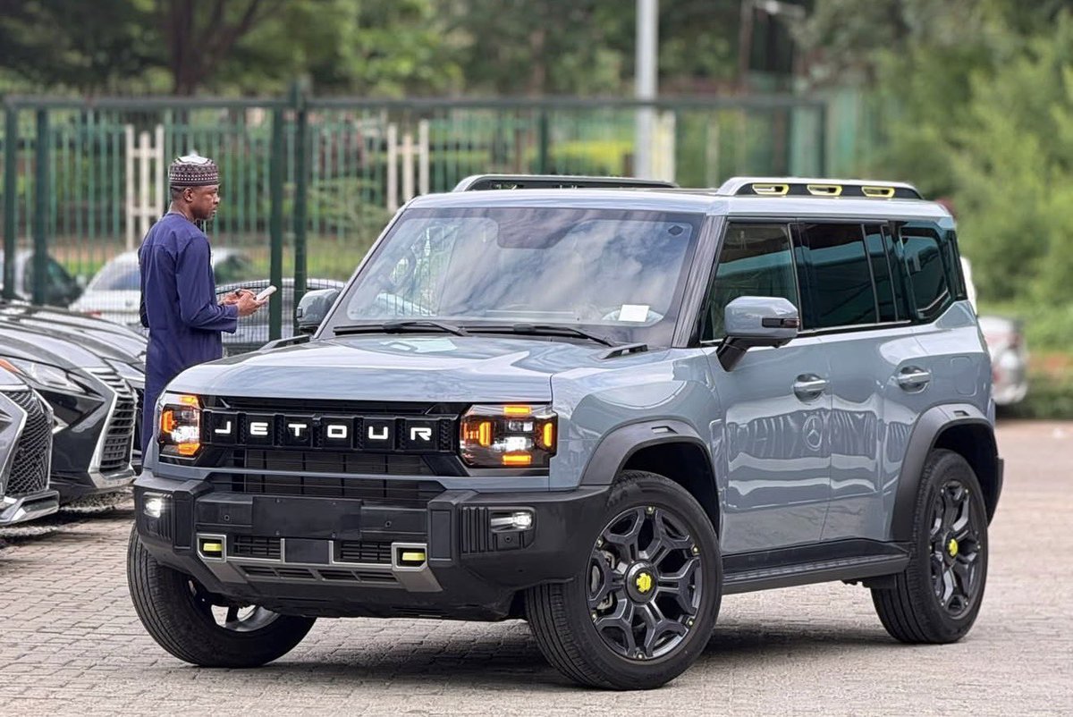 abujacarstand's tweet photo. PLEASE KINDLY REPOST IT COMES HIGHLY APPRECIATED 🙏🏽🙏🏽🙏🏽

3 Units of BRAND NEW Jetour T2 (2025)
Now available at ABUJACARSTAND LTD
💰Price:₦53,000,000
📍Abuja
📞DM/Call Fadil on 07033230964

Book inspection • Fast delivery • Trusted dealership https://t.co/v9vzBJkoSn