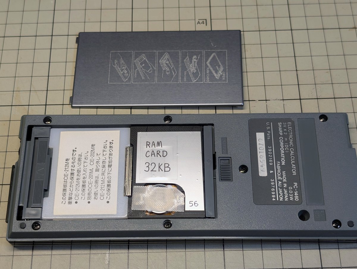 MyFuzzyWish's tweet photo. 本当にたまたま偶然なんだけど、先日フリマアプリでポケコンPC-1460買ったらなんと #SC61860の日 の今日届いた！
しかも32KBの自作RAMｶｰﾄﾞ付き✨
ともかく1460完動品これで2台目get嬉しい🙌 https://t.co/zprfHsMjX5
