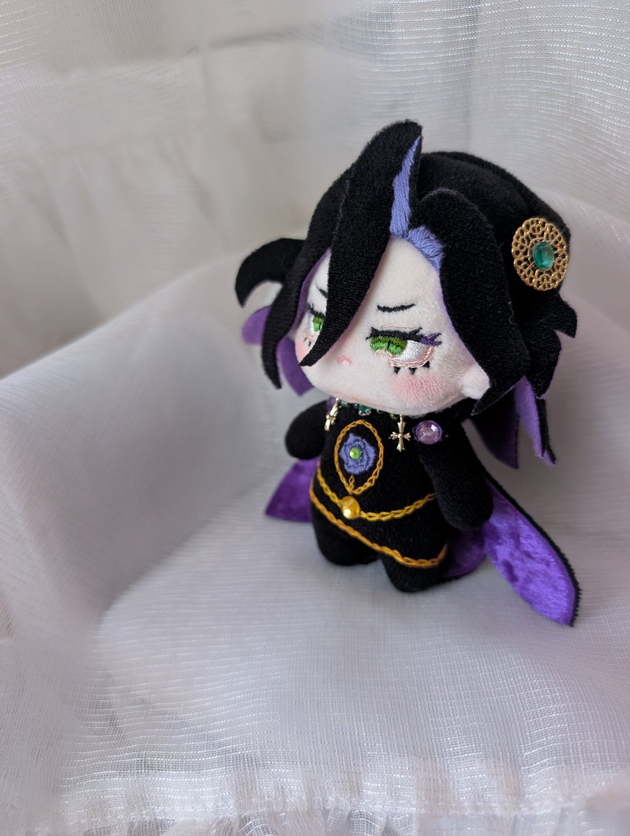 tox_psc_ic's tweet photo. ジョン・ラックランド完成！
次はリチャぬい作りたい

型紙➡麻野様@POTEPUNFactory
#ぽてぷんボディ
#自作ぬい
#fgo手芸部 https://t.co/MZKayRNNFf