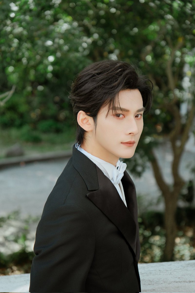 JiangLi_ID's tweet photo. 260618 JIANG HENG WEIBO UPDATE 
https://t.co/PLUwAsEXhf

The story can resume. 

#JiangHeng #OceanJiang #江衡 #LiPeiEn #SeekyLi #李沛恩 #JiangLi https://t.co/0KiPh5NT7E