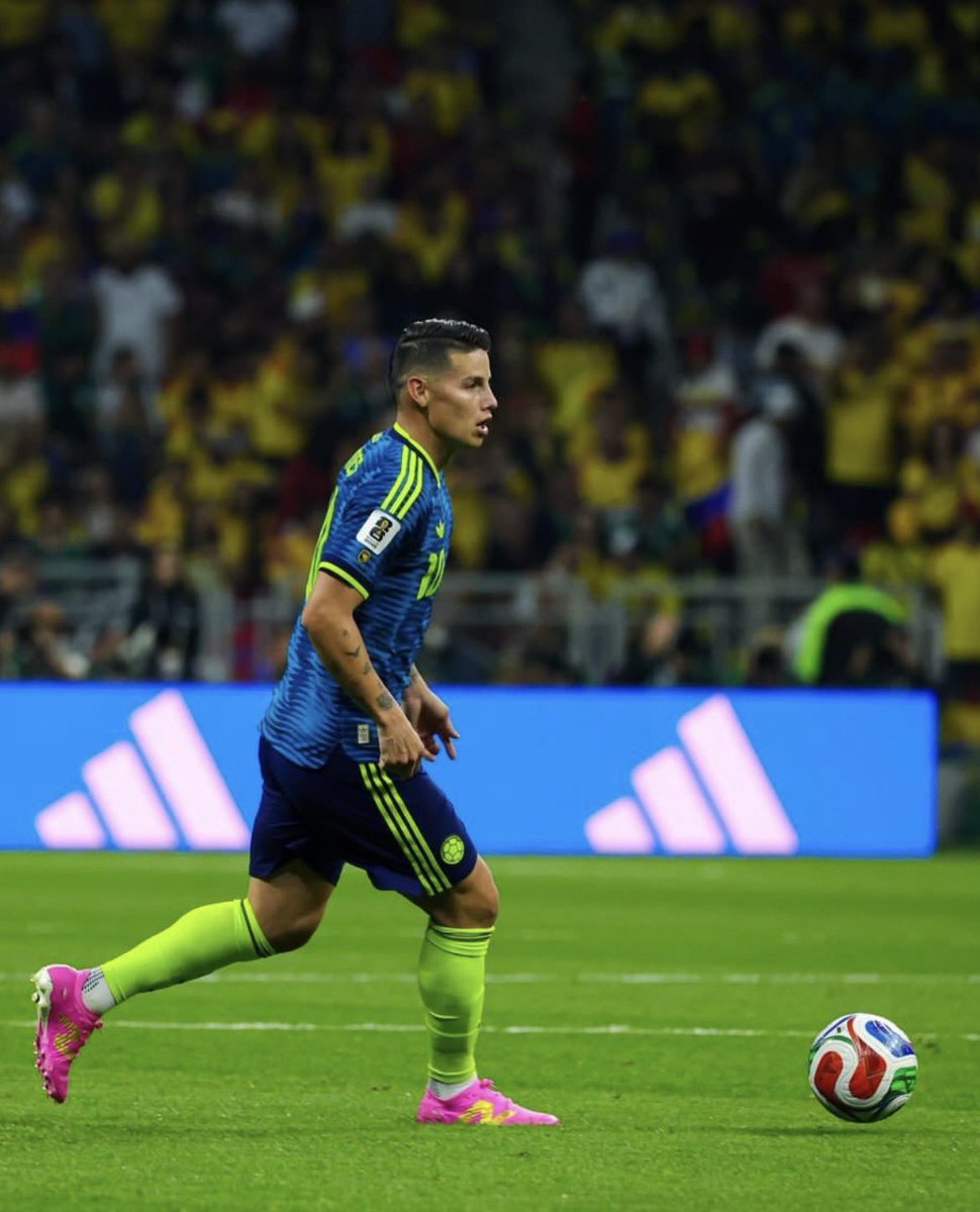 🇨🇴 #コロンビア代表 🇨🇴 1️⃣0️⃣ #ハメス・ロドリゲス 👑 初戦