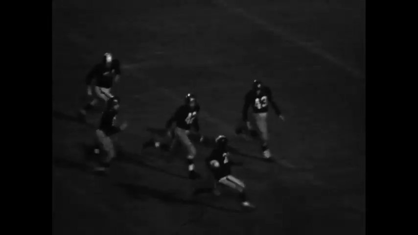Collectosaur's tweet photo. Better late than never, it's today's #AmericanFootballPreservationProject post featuring footage from the 1952 #NFL Season - enjoy footage from 1950s #Championship #Lions!
https://t.co/IqNbYc4IUp
https://t.co/092Y0d1TfE
#Football #AFPP #FootballHistory #AmericanFootball #Browns https://t.co/tbx2qT8fvD