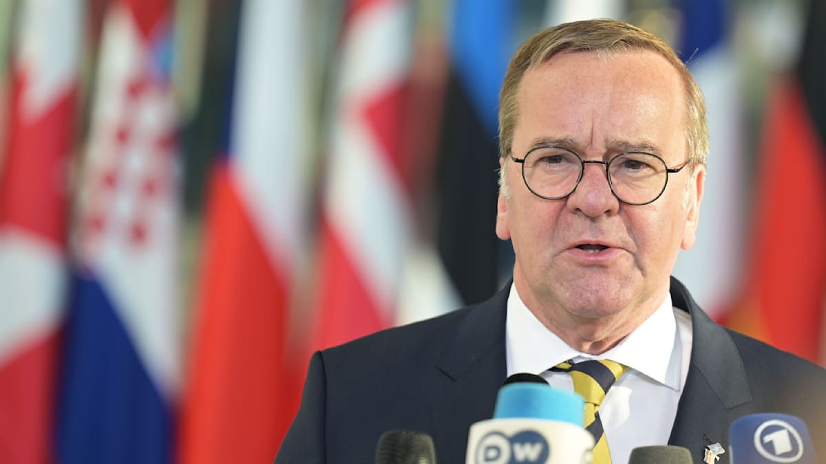 welt's tweet photo. „Wir dürfen nicht eine Sekunde nachlassen in unserer Unterstützung für die Ukraine“ https://t.co/PXl9dVovPF https://t.co/vb5NqkJJ5e