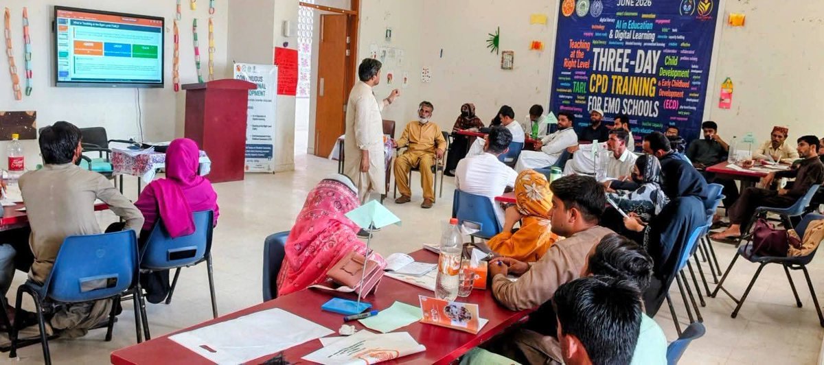 SELDGOS's tweet photo. A successful CPD session at GHS Hassan Ali Shah, Kashmore-I, equipped teachers with modern teaching strategies, digital resources, and AI-powered tools to create engaging and future-ready classrooms.

#DigitalLearning #SindhEducation #TeacherDevelopment #CPD #EducationForAll #SELD
@MinisterEduGos