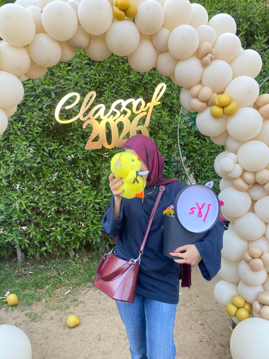 AlaaMSoliman1's tweet photo. 16/6/2026🎓💗
الحمد لله 💗💗 https://t.co/HTeQLT4DWq