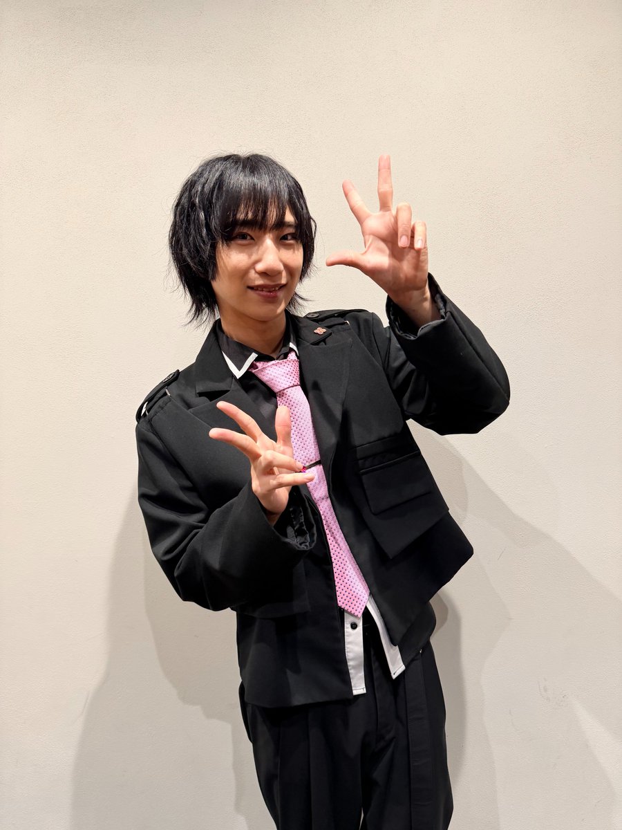 swallow_info's tweet photo. 【出演情報】
#山本智哉 が『リモート☆ホスト』公開生配信＃5「リモホスより、愛を込めて。～5th Anniversary～」に出演いたしました！
配信をご覧になった皆様、会場で収録をご覧になった皆様、誠にありがとうございました！
#リモホス https://t.co/emi7KeV6uf