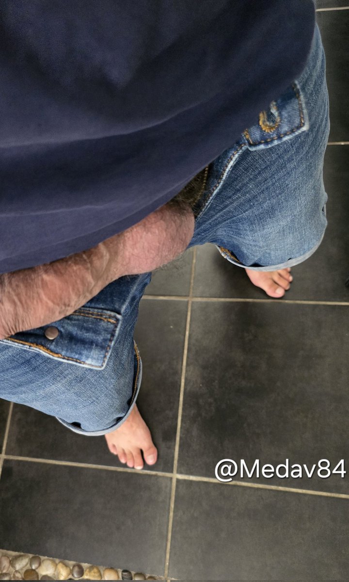 Medav84's tweet photo. Petite sortie en mode freeballing 😈, obligatoirement ca donne des envies😋!
#Simplementmoi
A little outing in freeballing mode 😈, it definitely makes you want to go again 😋! https://t.co/TAqAaJ7v9E