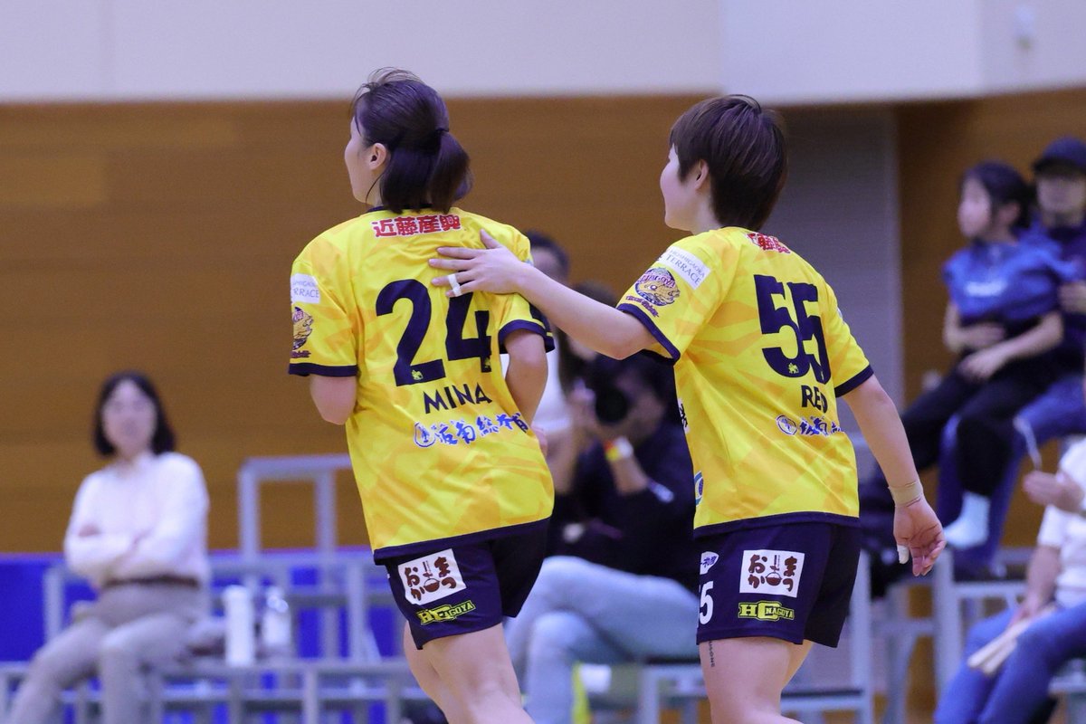 HC_nagoya's tweet photo. 📸𝑮𝑨𝑴𝑬 𝑨𝑹𝑪𝑯𝑰𝑽𝑬
￣￣￣￣￣￣￣￣￣￣
あの日の歓声、あの日の黄援。
もう一度、振り返ろう✨

🗓️2025.10.11
🔵AWAY GAME
🆚飛騨高山ブラックブルズ岐阜

🎥試合映像はこちら
🔗https://t.co/up8VF5krIQ

#HC名古屋 #ハンドボール
#HC名古屋アーカイブ2526 https://t.co/yLSz7xxe7a