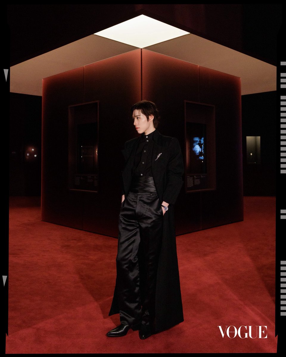 VogueThailand's tweet photo. https://t.co/ysbV0H9IWf