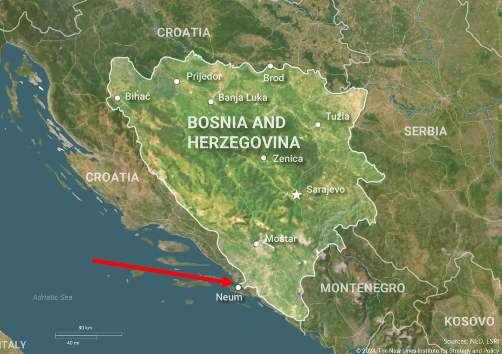 theiaincameron's tweet photo. Switzerland v Bosnia and Herzagovina is the World Cup's group-stage match with the shortest combined coastline. 

Switzerland is landlocked. Bosnia & Herzegovina reaches the sea through just 20 km of coast at Neum. This just beats Austria v Jordan, which has just 26 km.

Stay tuned for more cutting-edge, geography-based World Cup analysis.