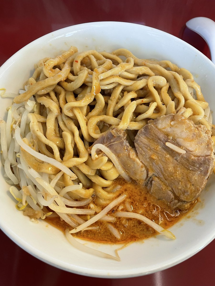 peach3003_0101's tweet photo. 昨日のお昼!! ジラフ🦒🍜❤️

みそらーめん小と限定のつけ麺

初めてのみそ美味しかった🤤💕
限定の塩つけ麺も不思議な味で美味しかった🤤💕

久々のG系幸せすぎた🥰ペロリ🫶 https://t.co/0kusIFRD6r