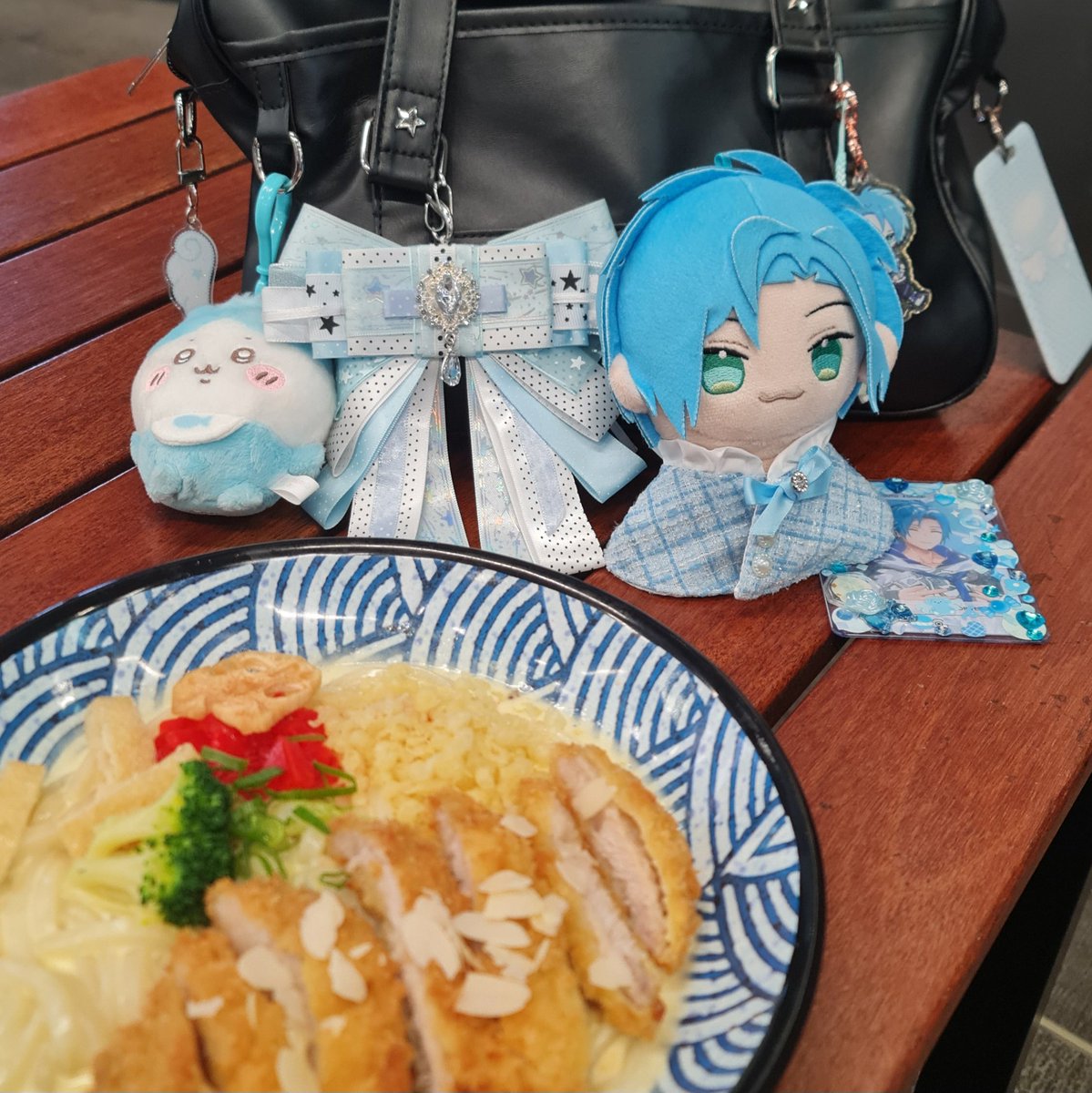 sire_soda's tweet photo. Little blue guy  #Nuitare #HSoshikatsu #WorkofAlt https://t.co/jwKWMNXDeR