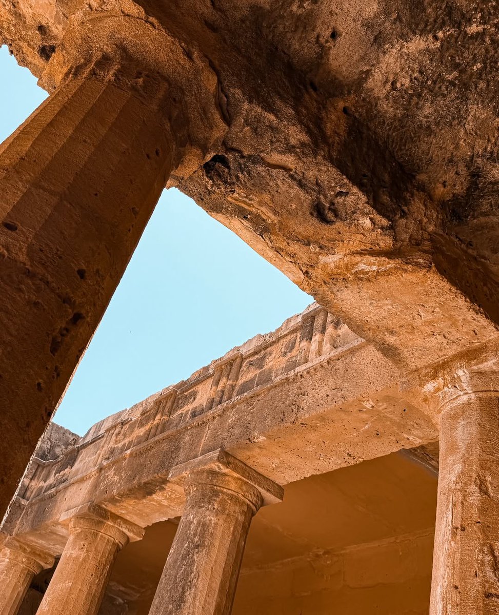 VisitCyprus tweet media