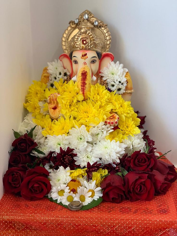 rekhashukla75's tweet photo. Jai shree ganesh ji https://t.co/oquffu5P3G