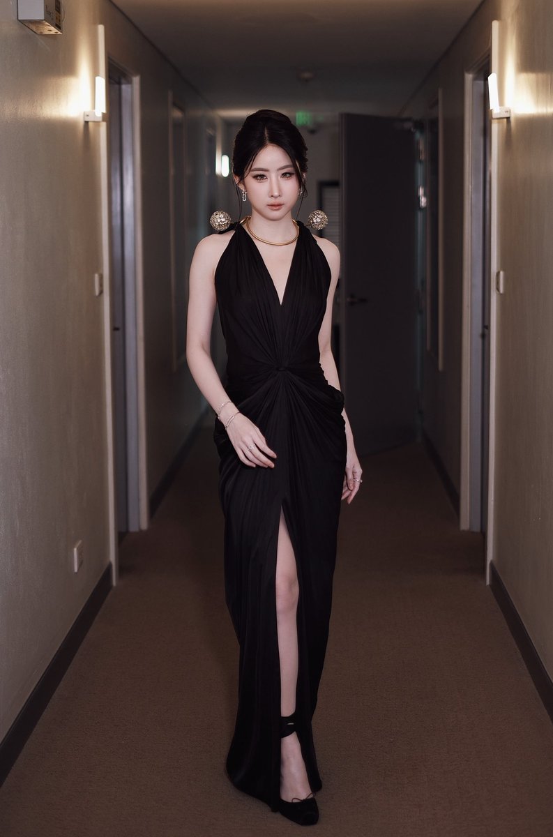 yoko_management's tweet photo. โยบี้คะ มาจูงมือโยโกะไปโรงเรียนด้วยกันนะ 
Yobies, come take Yoko's hand and walk her to school together~

APASRA NEXT CHAPTER
#YokoLineUp2026 https://t.co/Ldqn1QFiBY