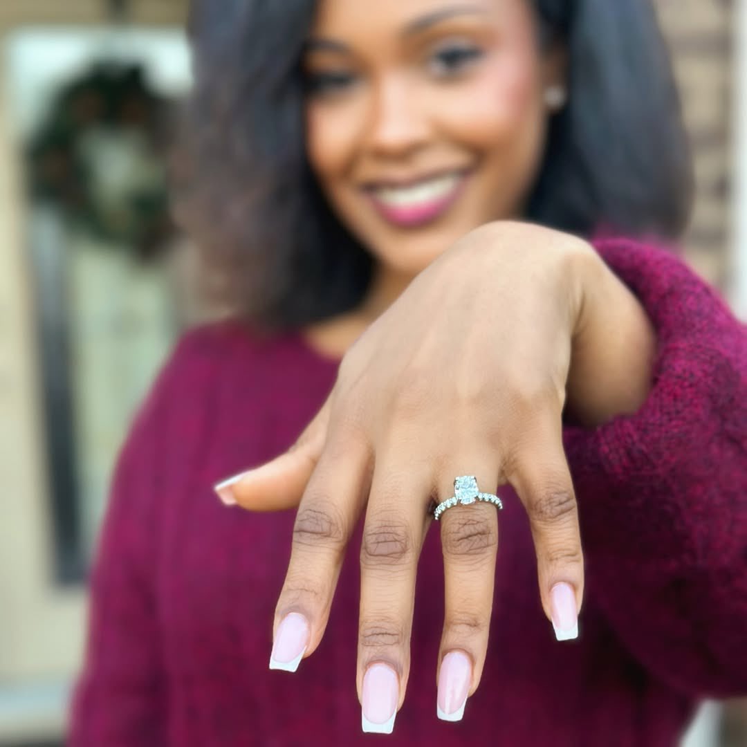 janice_william5's tweet photo. Yes to forever with you♥️ 04.23.26💍 https://t.co/5kuiifw2H1