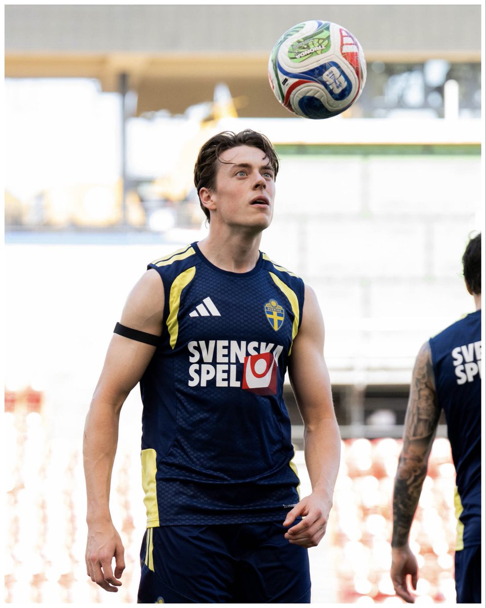 MjallbyAIFs's tweet photo. 🇸🇪 | Elliot Stroud 👀

#MjällbyAIF #SWEMNT https://t.co/LVBViXJTlt