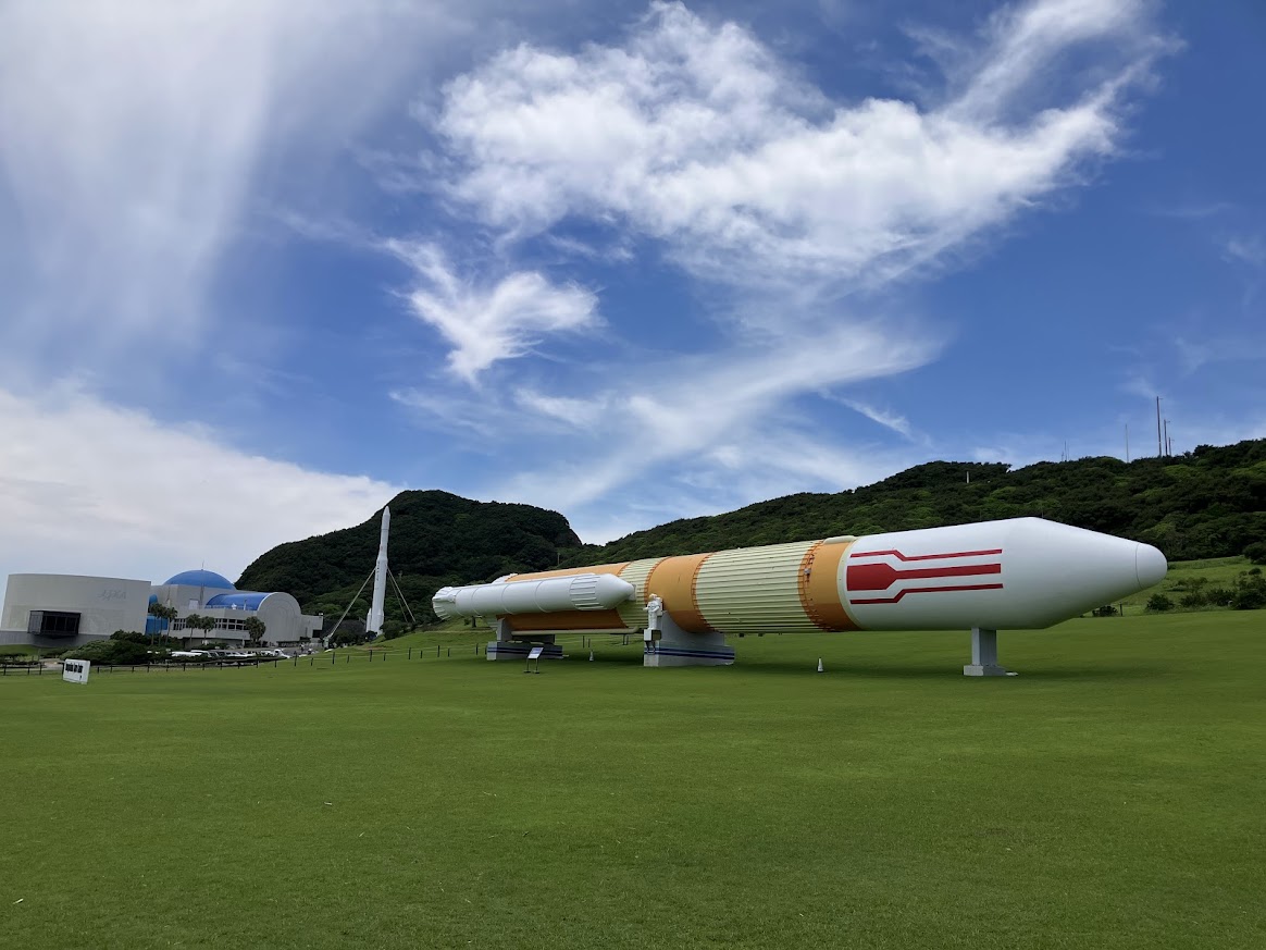 HIOCS's tweet photo. やまなみハイウェイ～��蘇
指宿スカイライン（原付10円）
フェリーはいびすかす
JAXA
H3ロケット打ち上げ
初夏の九州、種子島ツーリング
楽しかった～（小並感
#JAXA
#種子島 https://t.co/m56xp8oGbW