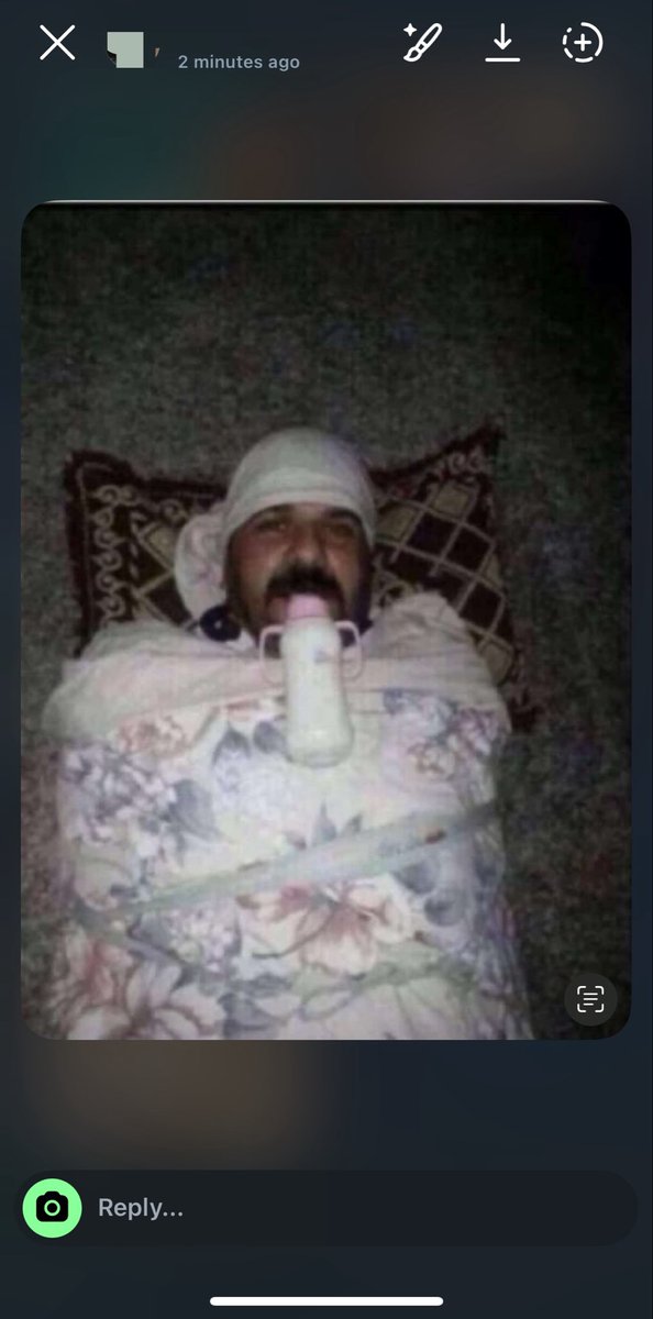 ايساب روكي tweet media