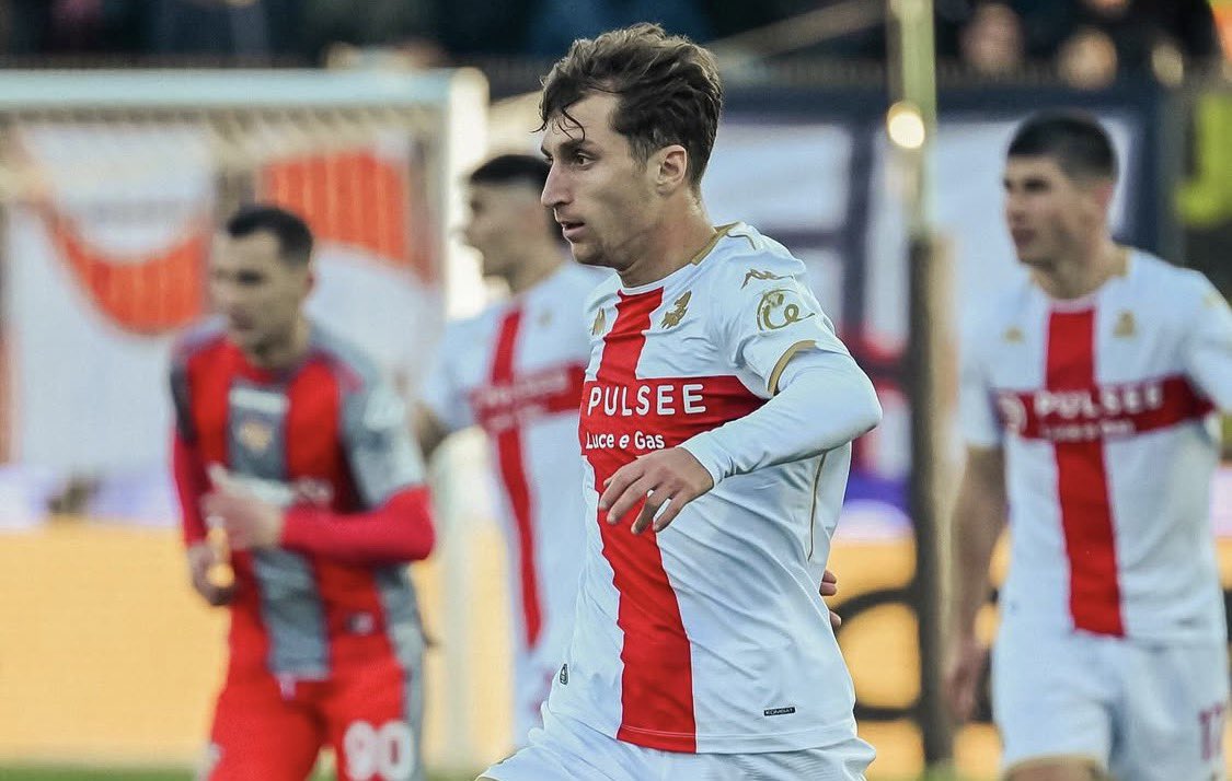Nico_Novo_'s tweet photo. Scelte fatte in casa #Genoa: salutano #Zatterstrom, #Onana, #Cornet e #Siegrest, torna #Baldanzi riscattato dalla #Roma per 9 milioni. Rientrano in rossoblù dopo i prestiti e verranno valutati da DDR: #Venturino, #Vogliacco e #Matturro. https://t.co/3PxNxNuTZJ